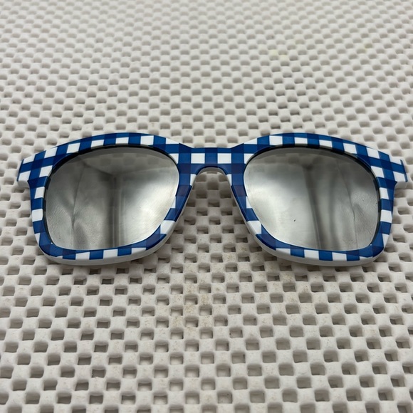 Swatch Accessories - Swatch Sunglasses Clip - CLIP-ON THE EYES OF ROGER